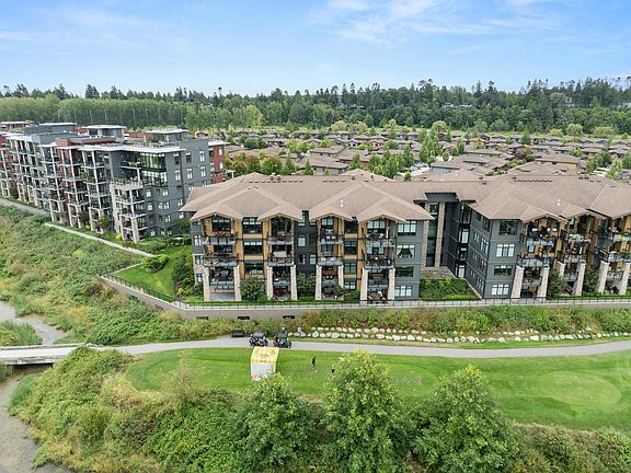 4th image of 4977 Springs Blvd #408