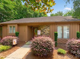 1630 12th St NE, Hickory, NC 28601