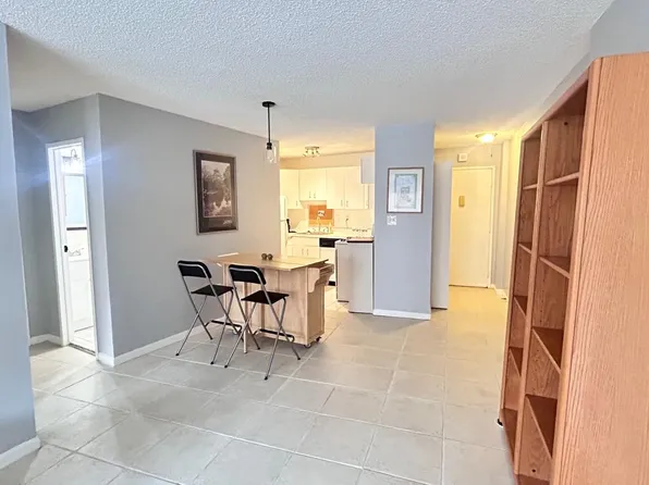 1239 Vermont Ave NW APT 204, Washington, DC 20005