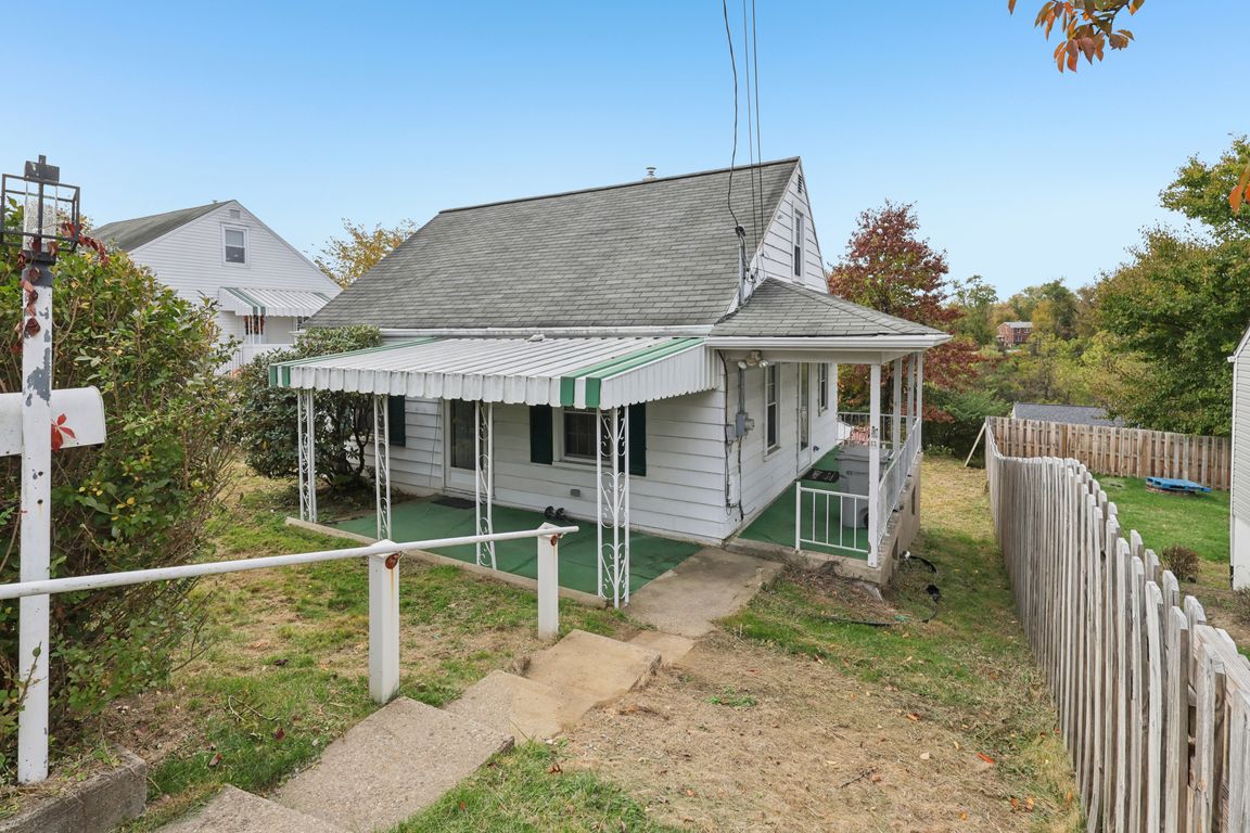 Butterfield Ave-S3010-005.jpg