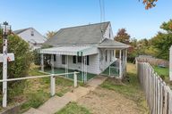 Butterfield Ave-S3010-005.jpg