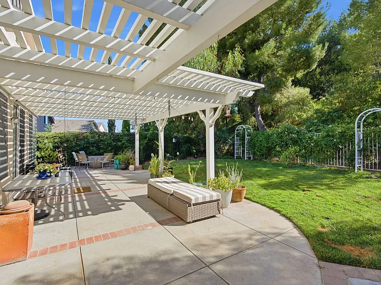28587 Haskell Canyon Rd — Photo 23