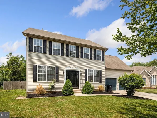 836 Rosetree Dr, Williamstown, NJ 08094