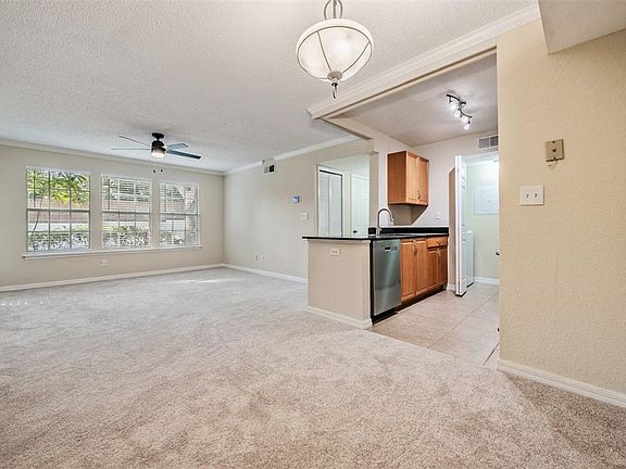 4th image of 3274 HAVILAND COURT #101