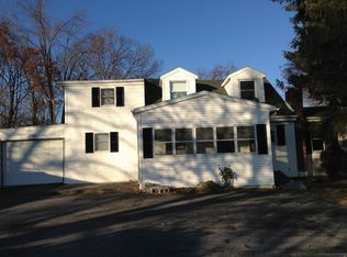 1762 W Trindle Rd APT 3, Carlisle, PA 17015