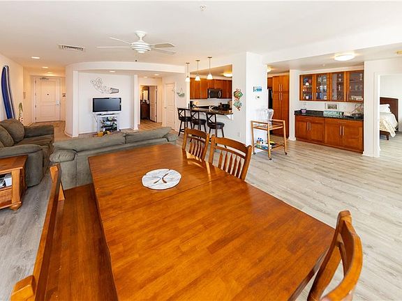 5th image of 3700 Sandpiper Rd #218A