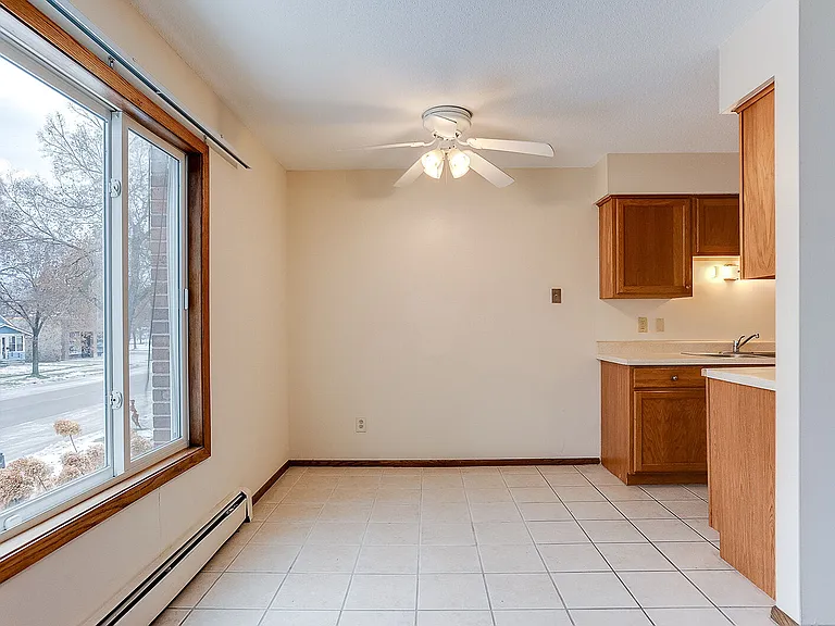 4052 Minnehaha Avenue — Photo 7