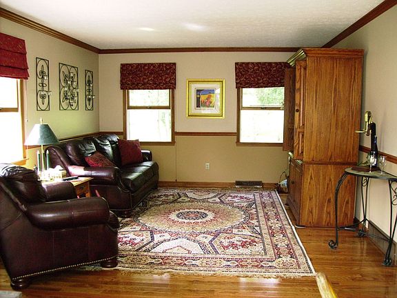 Family Room, NEW Wood Floors