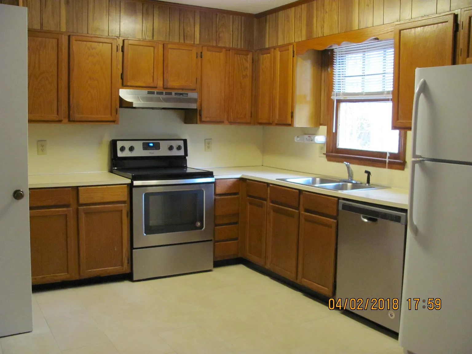 3 bed, 1100 sqft, $1,795 — Photo 3