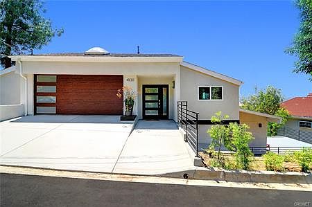 2nd image of 4830 Alatar Dr