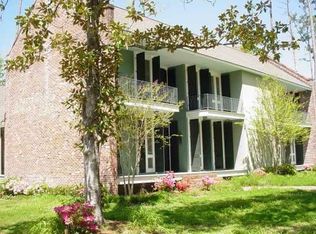 10 Hummuck Ln, Covington, LA 70433