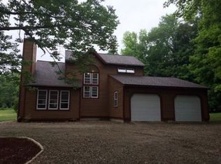 92 Summer St, Barre, MA 01005