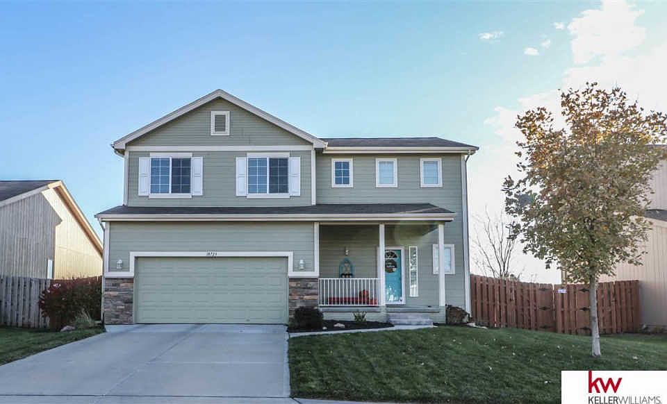 1st image of 18723 Hayes Cir