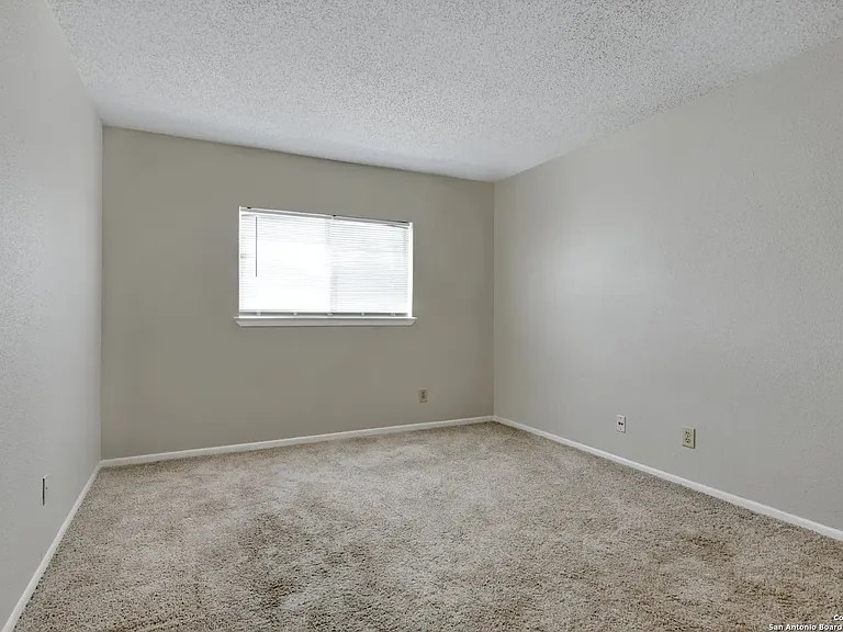 4119 Medical Dr #F304 — Photo 12