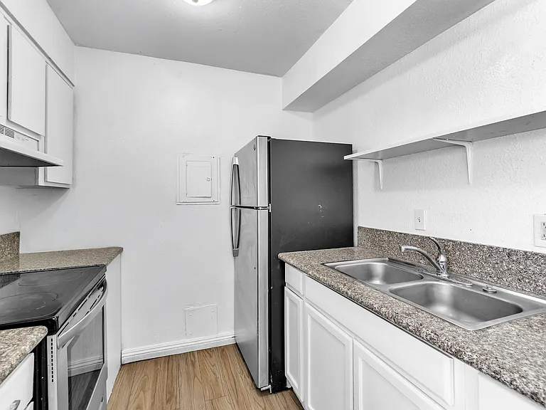 2508 E Mesquite Ave #4 — Photo 6