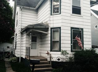 651 7th Ave S, Clinton, IA 52732