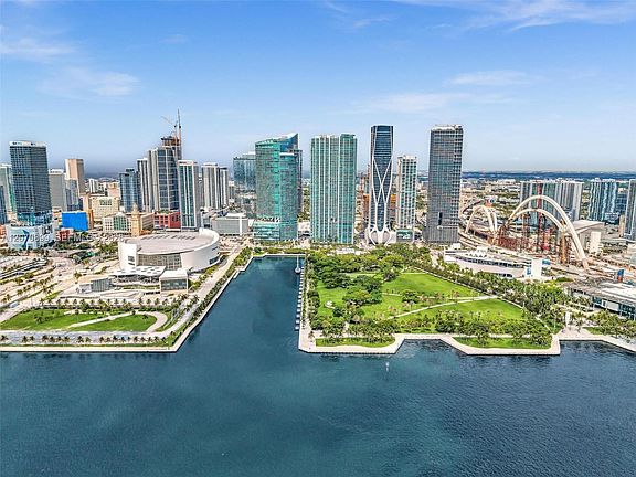 4th image of 900 Biscayne Blvd APT 1708