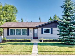 3528 NW 50th Ave, Innisfail, AB T4G1J1