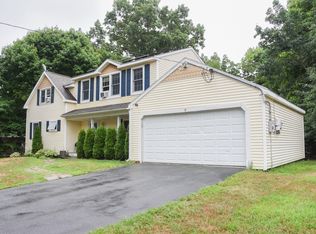 9 Topping Rd, Andover, MA 01810