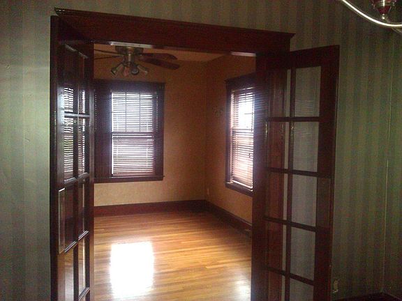2nd image of 14 Dartmouth St