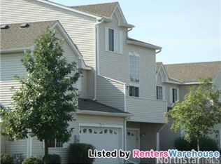 17656 Hackberry Ct, Eden Prairie, MN 55347