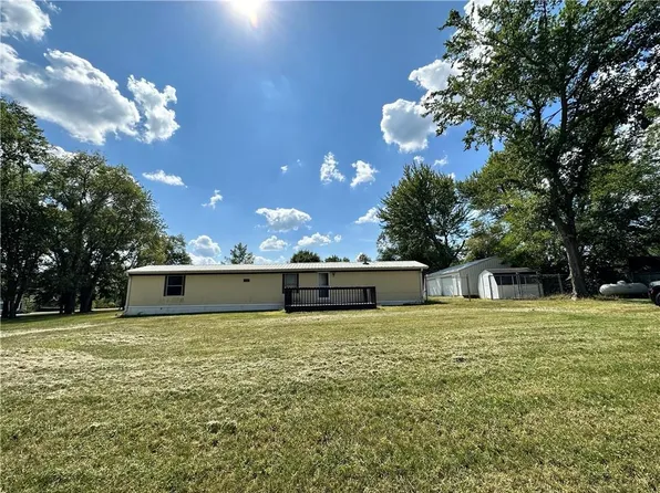 706 Riess Ln, Bates City, MO 64011