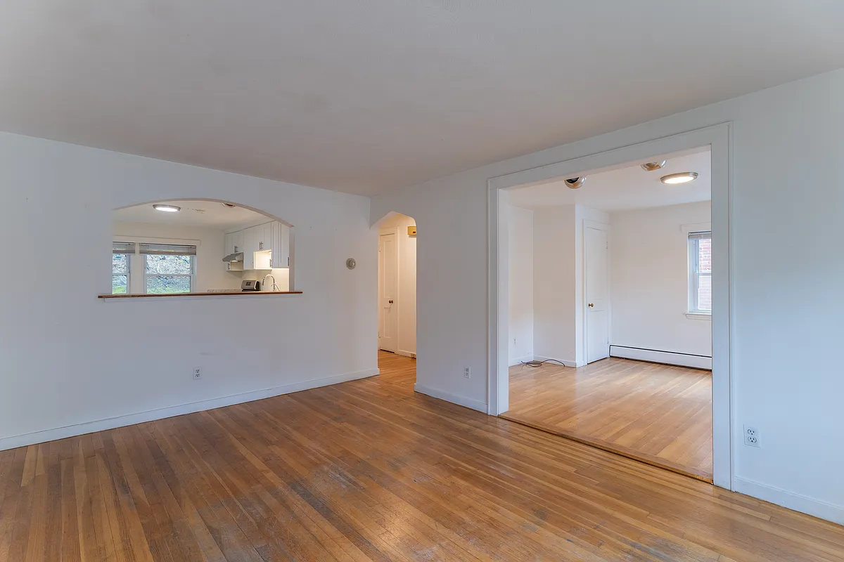 Building Photo - 46 Aldrich Rd #A
