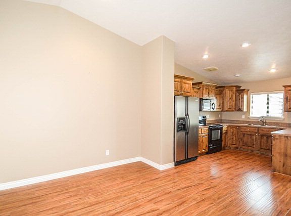 5th image of 3854 Stein Creek Cir