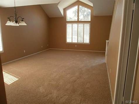 2nd image of 34372 Via Buena Dr