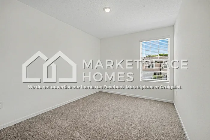 11777 Sylvia St — Photo 20