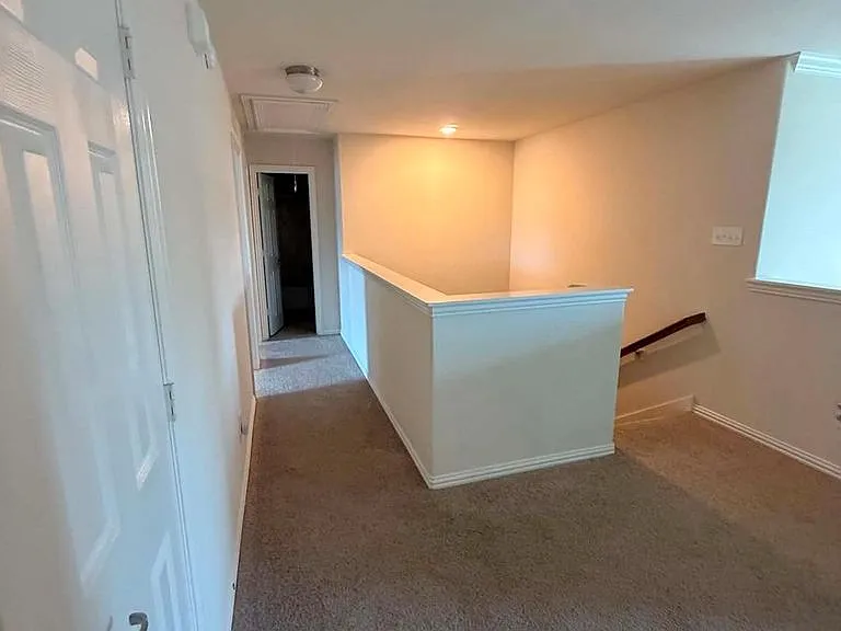 19806 Amber Village Ln — Photo 34
