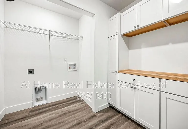 3481 W Moark St — Photo 12