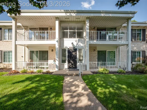 35972 Ann Arbor Trl, Livonia, MI 48150