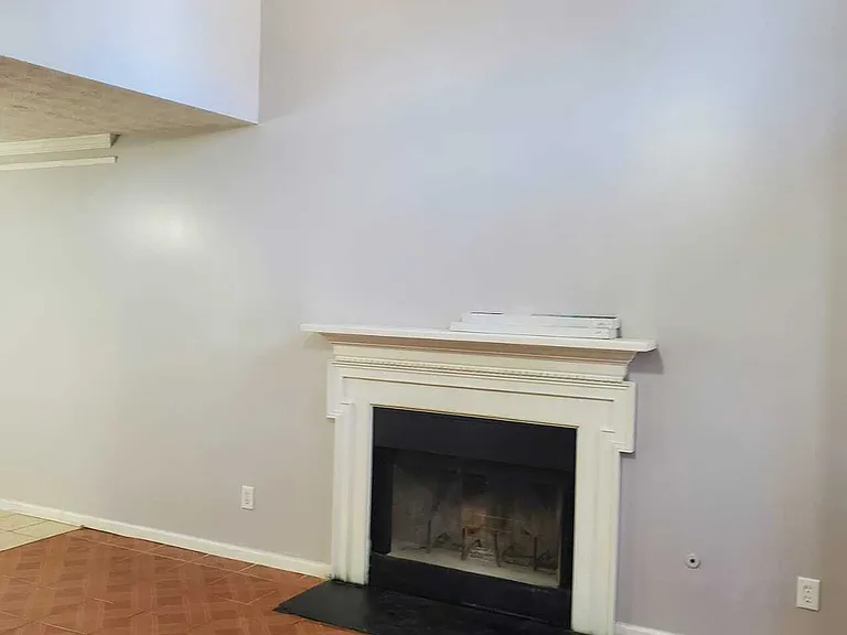 3904 Conley Downs Ln — Photo 25