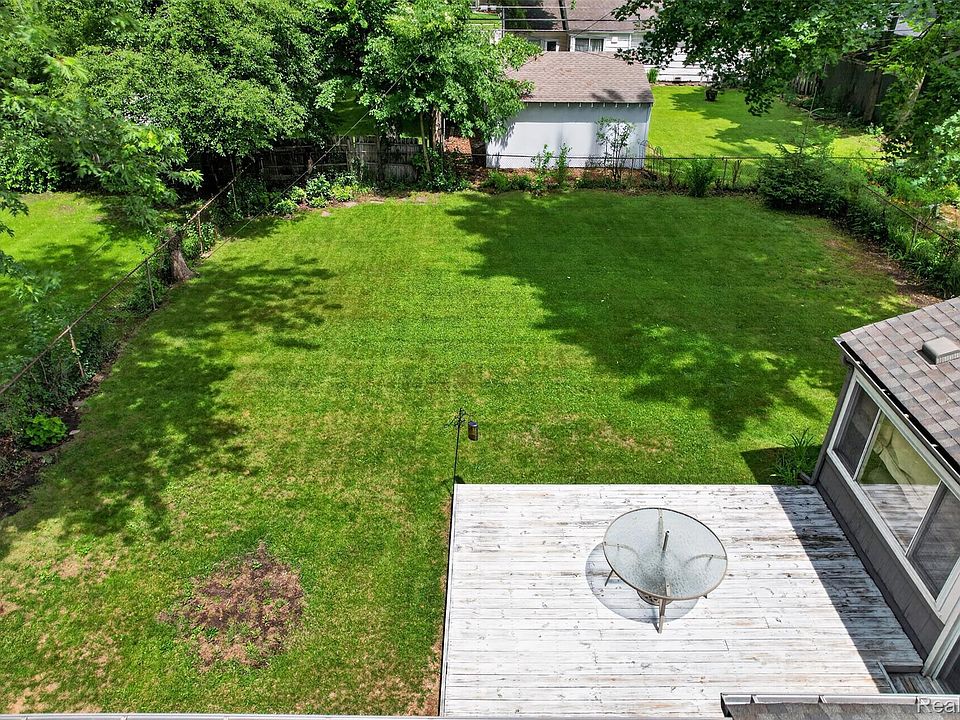 15690 Birwood Ave, photo 22
