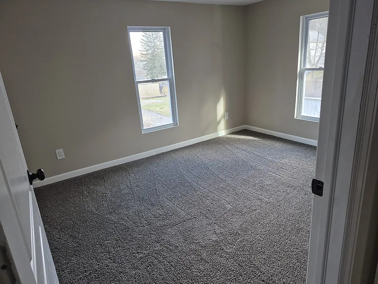 145 Cottage Ave — Photo 14