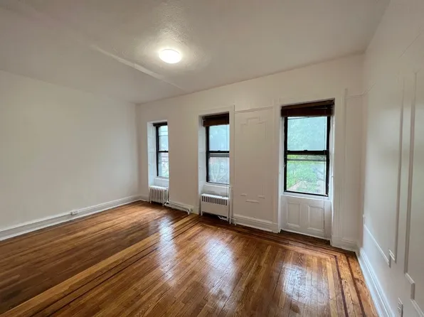 314 York Street image 7 of 13