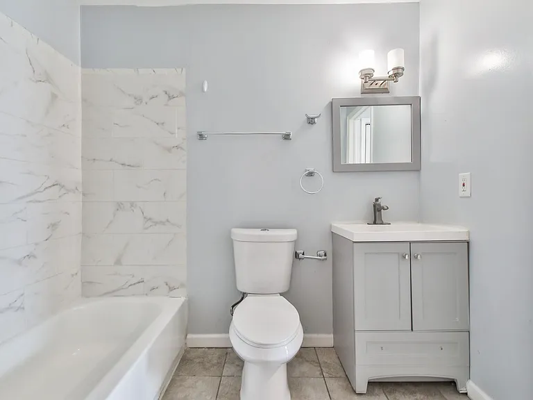 41 N 11th St — Photo 9