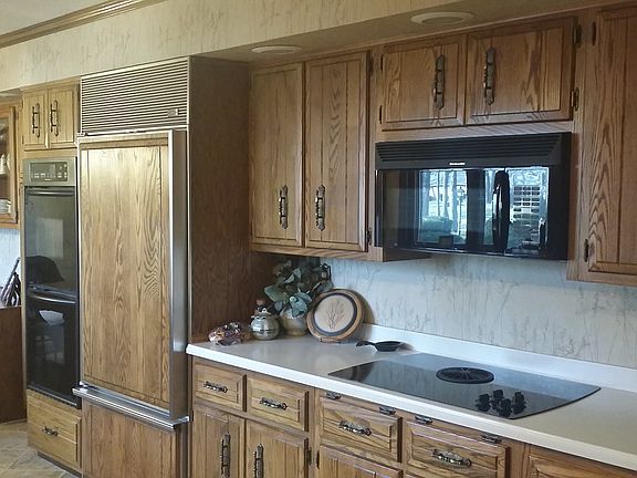 5th image of 2092 S Lutes Central Dr