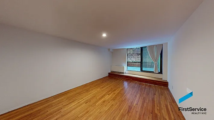 Rented by FirstService Realty (legacy) | media 18