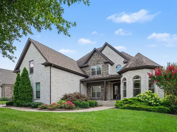 1929 Fairhaven Ln, Murfreesboro, TN 37128
