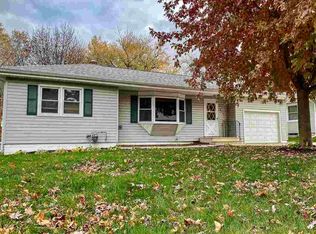 815 Oregon St, Waterloo, IA 50702