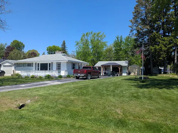 7439 Birch Tree Rd, Lexington, MI 48450