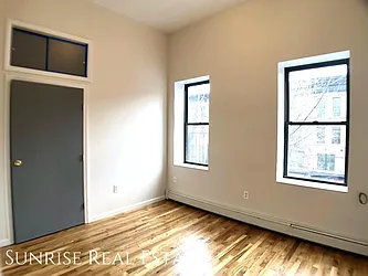 Rented by Sunrise Real Estate