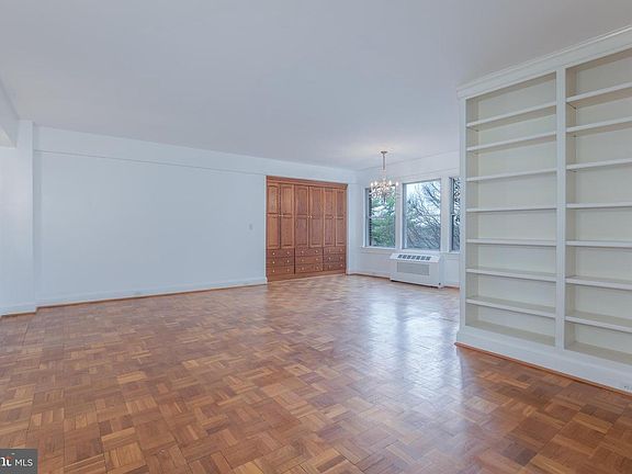 3rd image of 4000 Cathedral Ave NW APT 346B