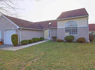 635B Madison Dr, Monroe Township, NJ 08831