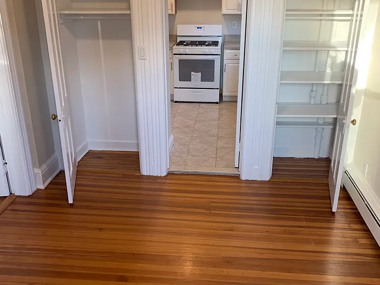 34 Elm St #2 — Photo 5