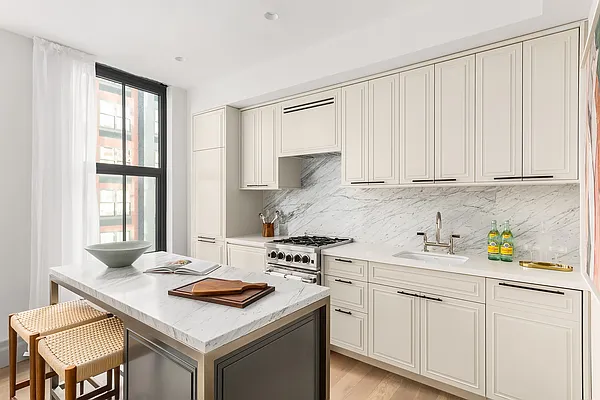 Sold by Compass | media 6