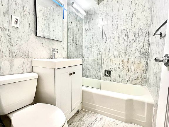 5th image of 420 E 79th St APT 4f