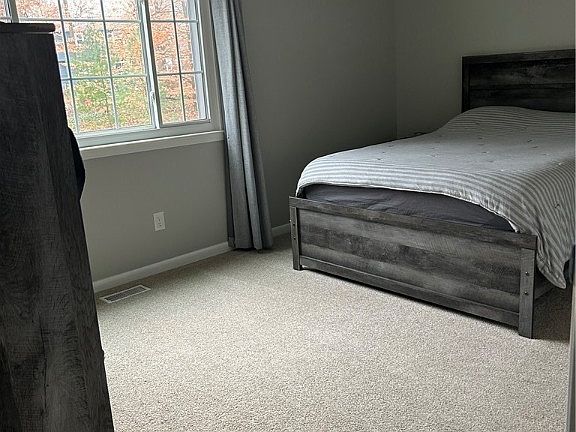 3rd image of 9555 Shadywood Ln